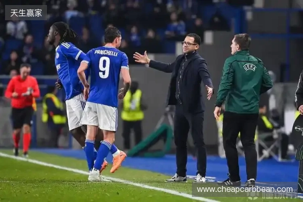 某法甲高层:罗西尼尔本赛季带白堡表现平平,切尔西压力大