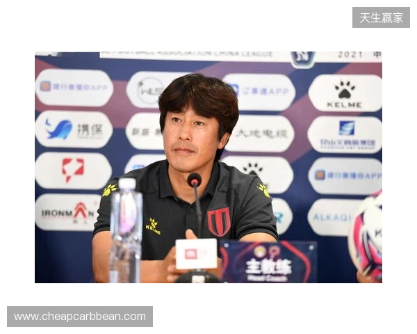 成都蓉城前主帅徐正源近况。和每年假期时一样，徐正...